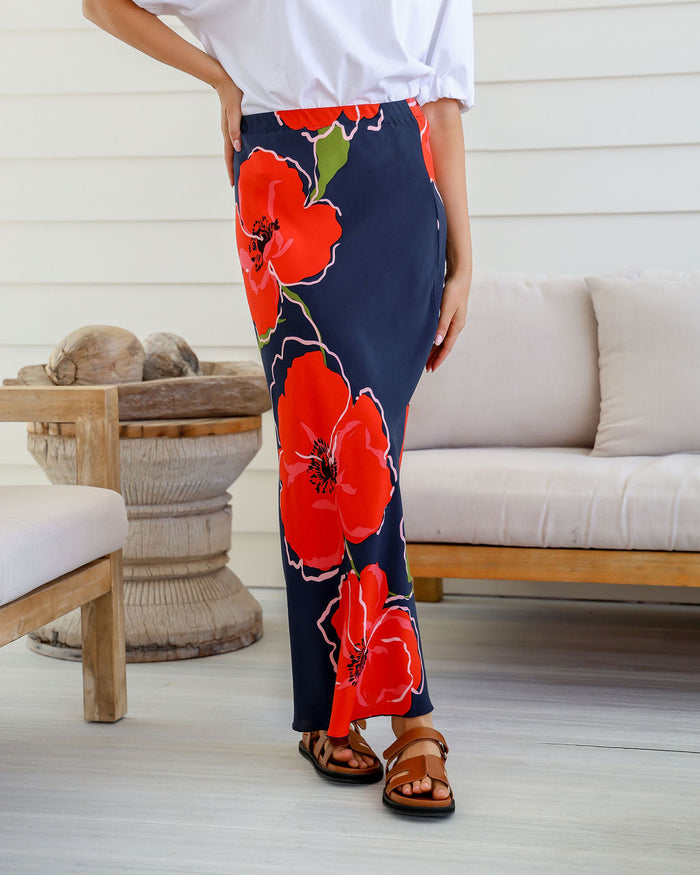 Load image into Gallery viewer, REMI MAXI SKIRT - NAVY FLORAL