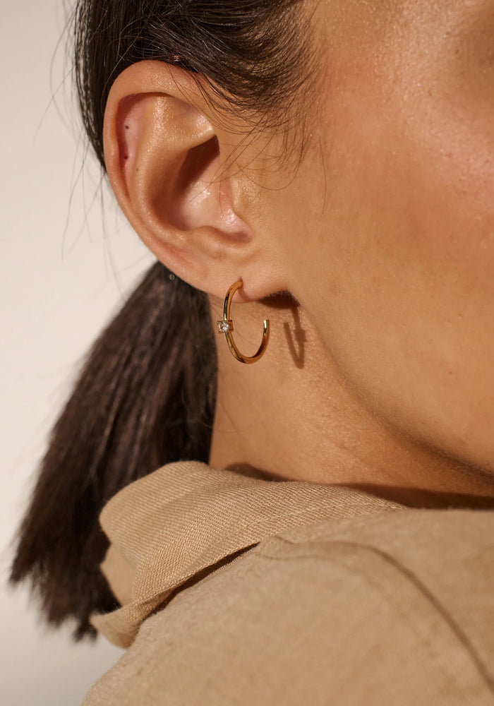 MINIMAL DIAMANTE EARRINGS - GOLD