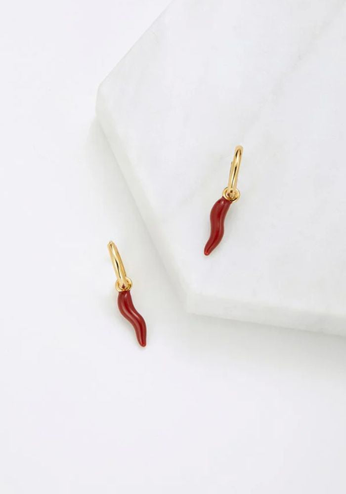 ZAFINO RED CHILLI EARRING - GOLD