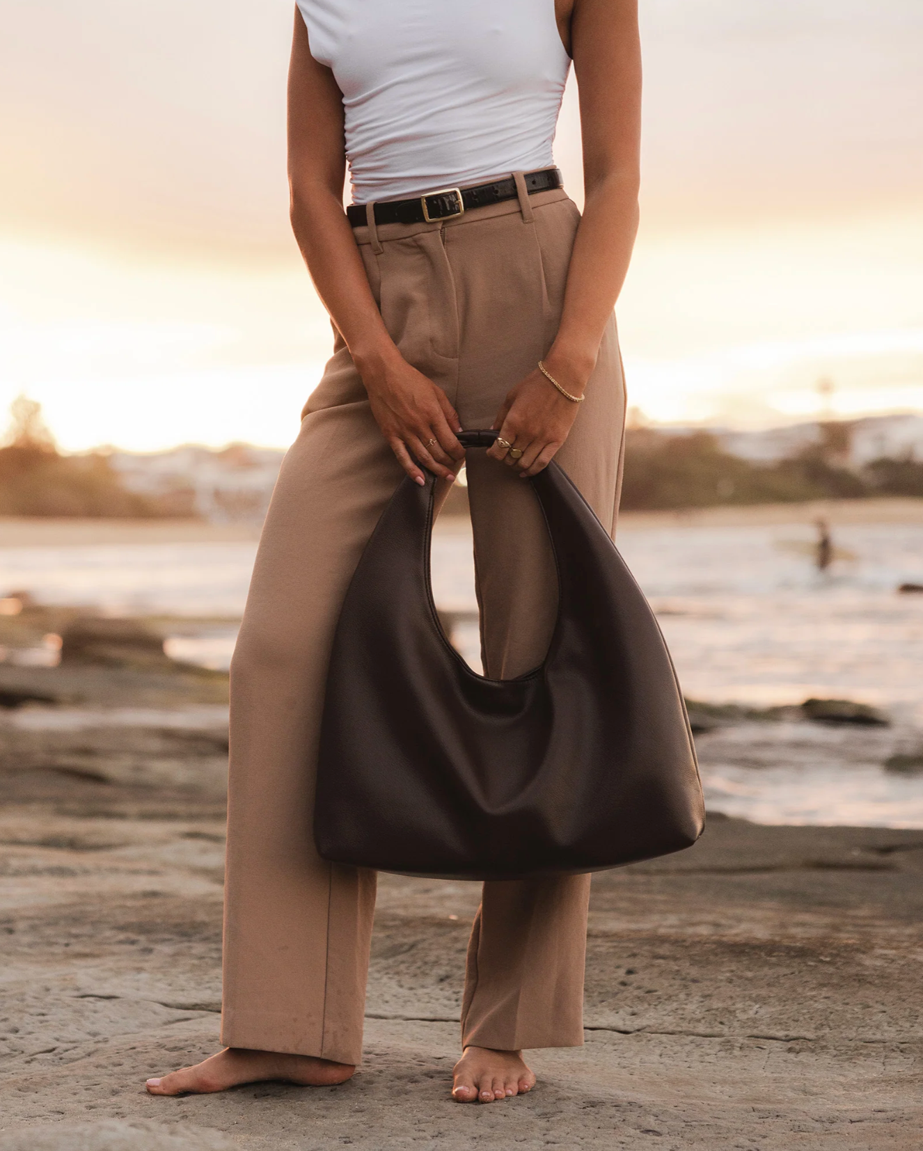 LOUENHIDE MONACO BAG - CHOCOLATE