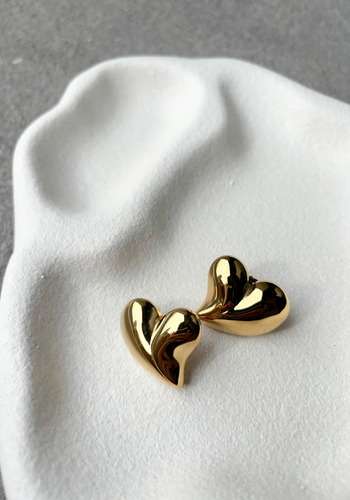 JESSIE HEART STATEMENT EARRINGS - GOLD