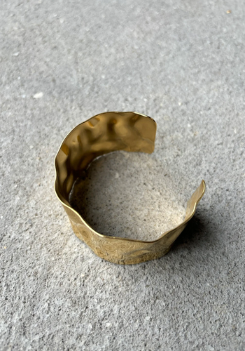 BOLD GOLD CUFF ADJUSTABLE BANGLE