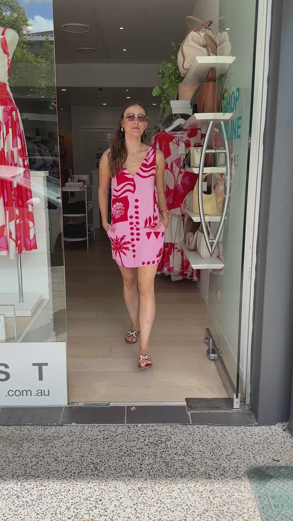 SUNARI SHIFT DRESS - RED/PINK PRINT