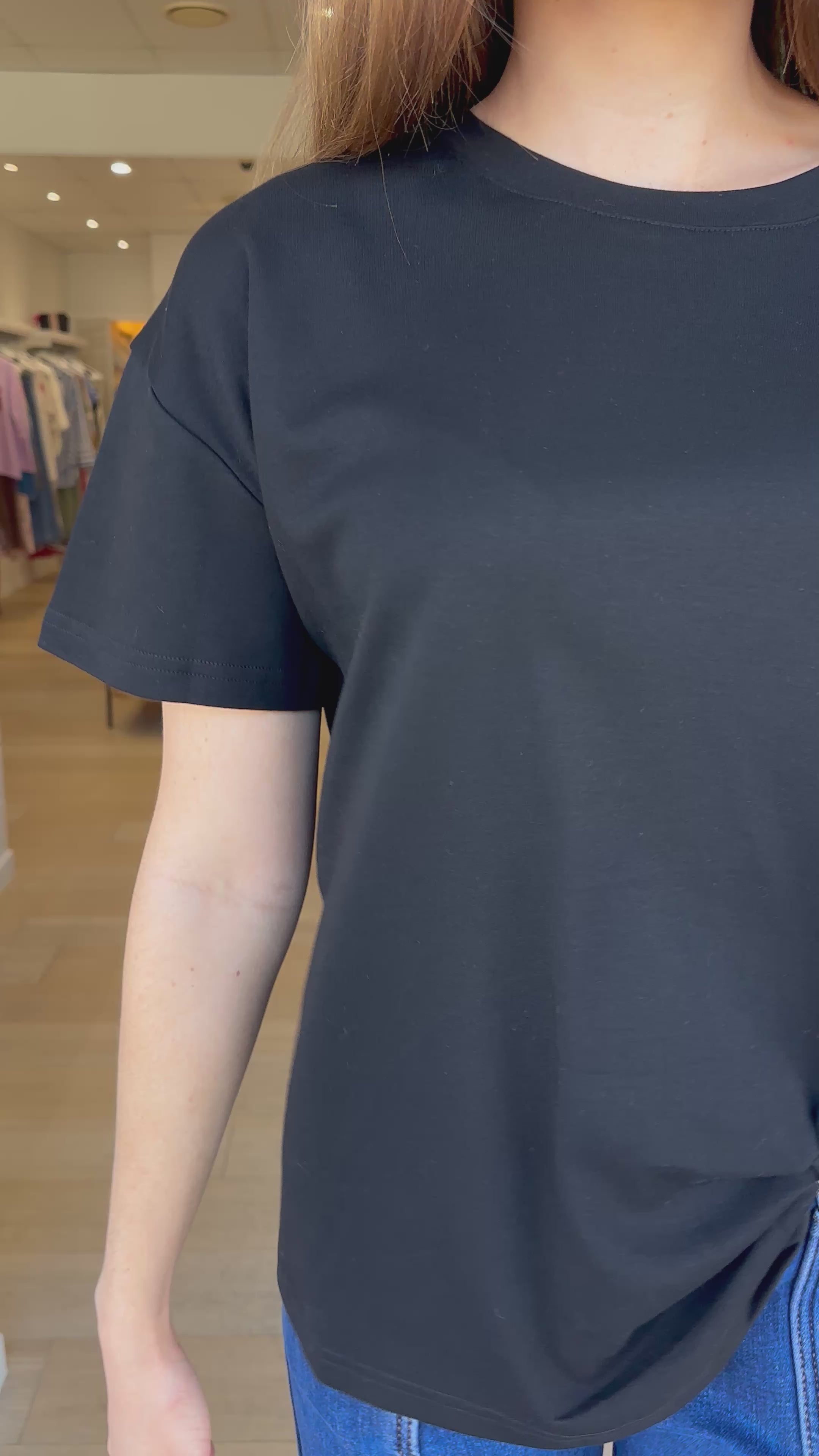 JESSIE EASY TUCK TEE - BLACK