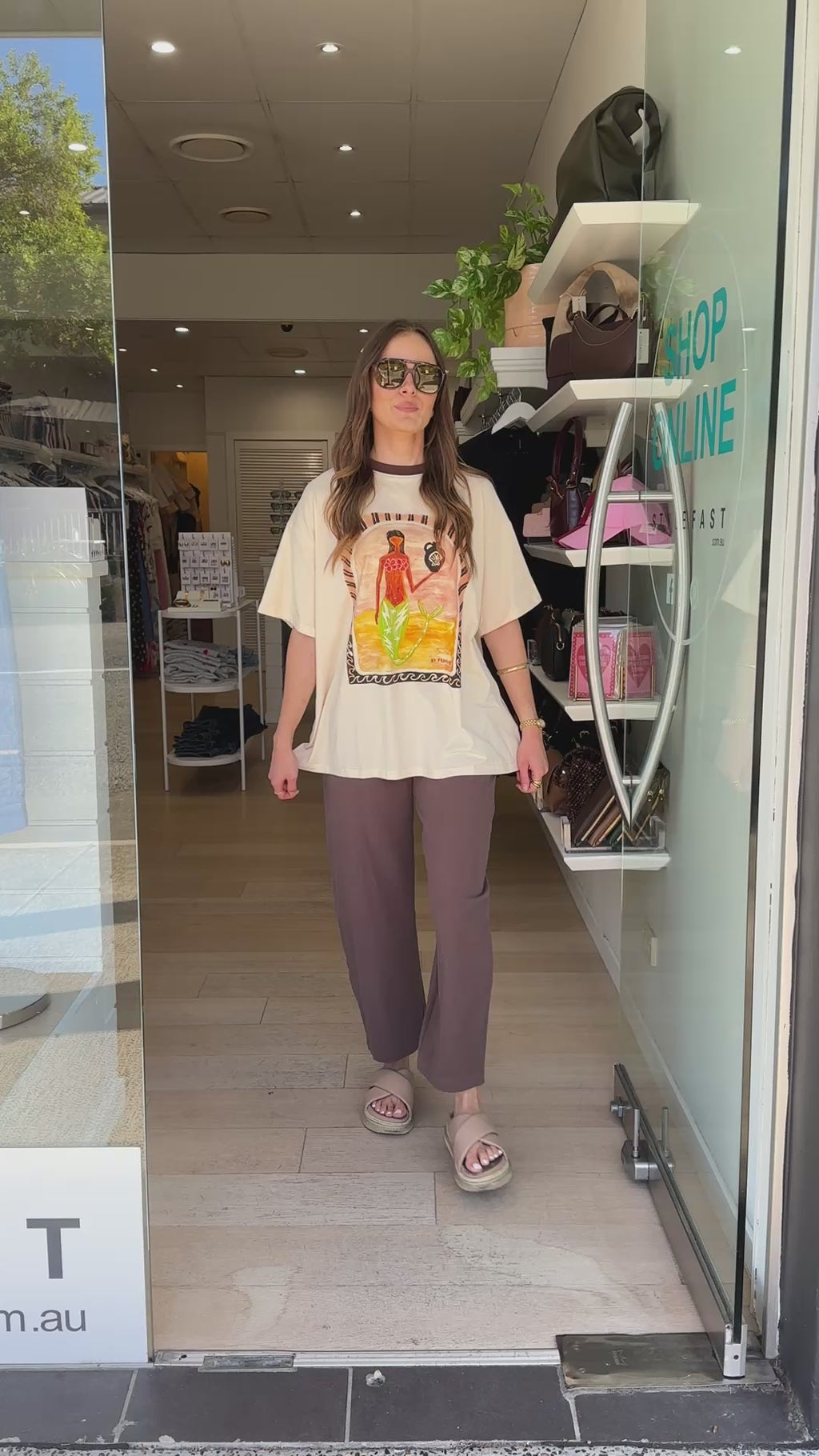 BY FRANKIE MERMAID VASE TEE - BEIGE