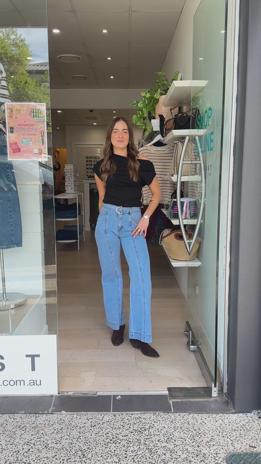 TYLER HIGH WAISTED WIDE LEG JEAN - LIGHT BLUE