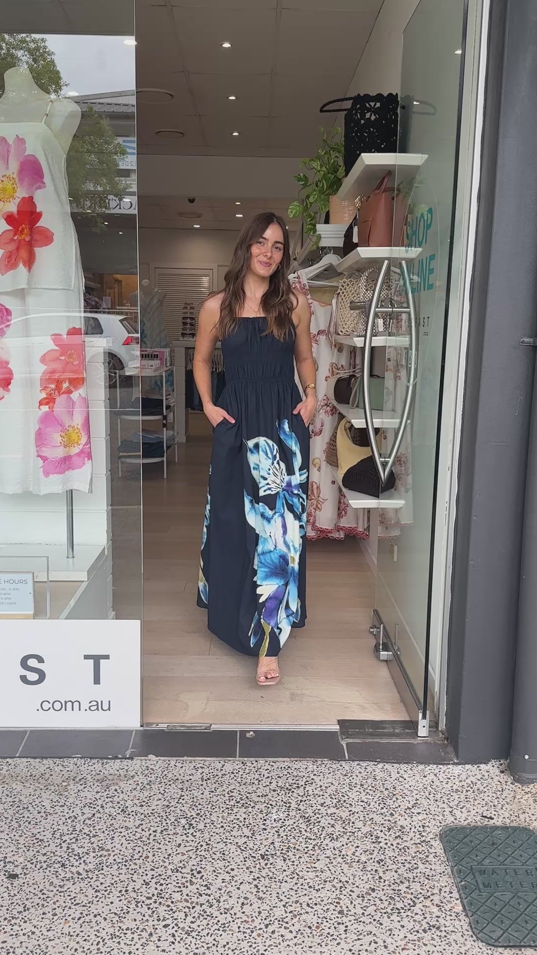 EMILIA SHIRRED BODICE MAXI DRESS - NAVY FLORAL