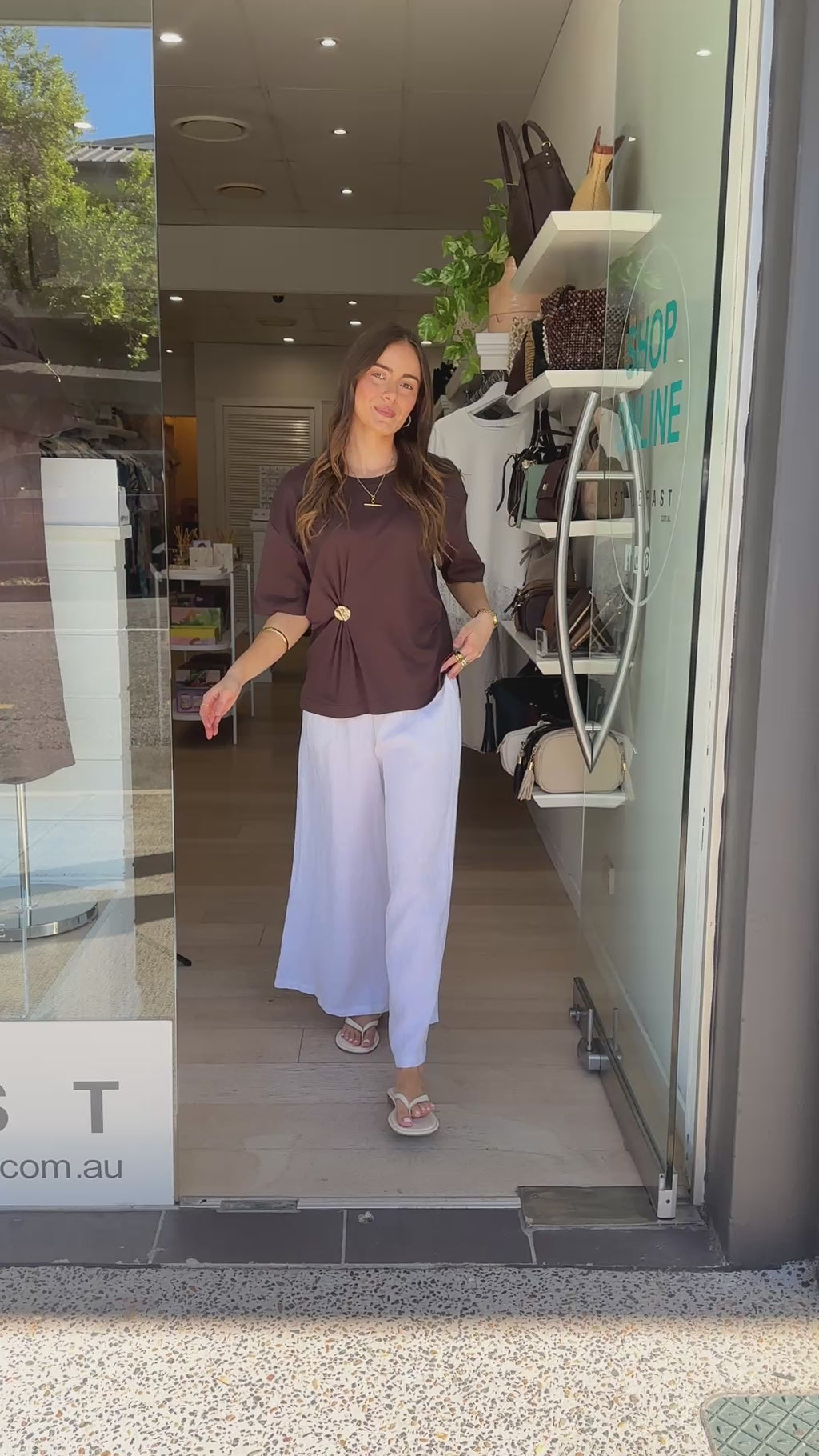 TESSA ELEVATED TWIST TEE - CHOCOLATE