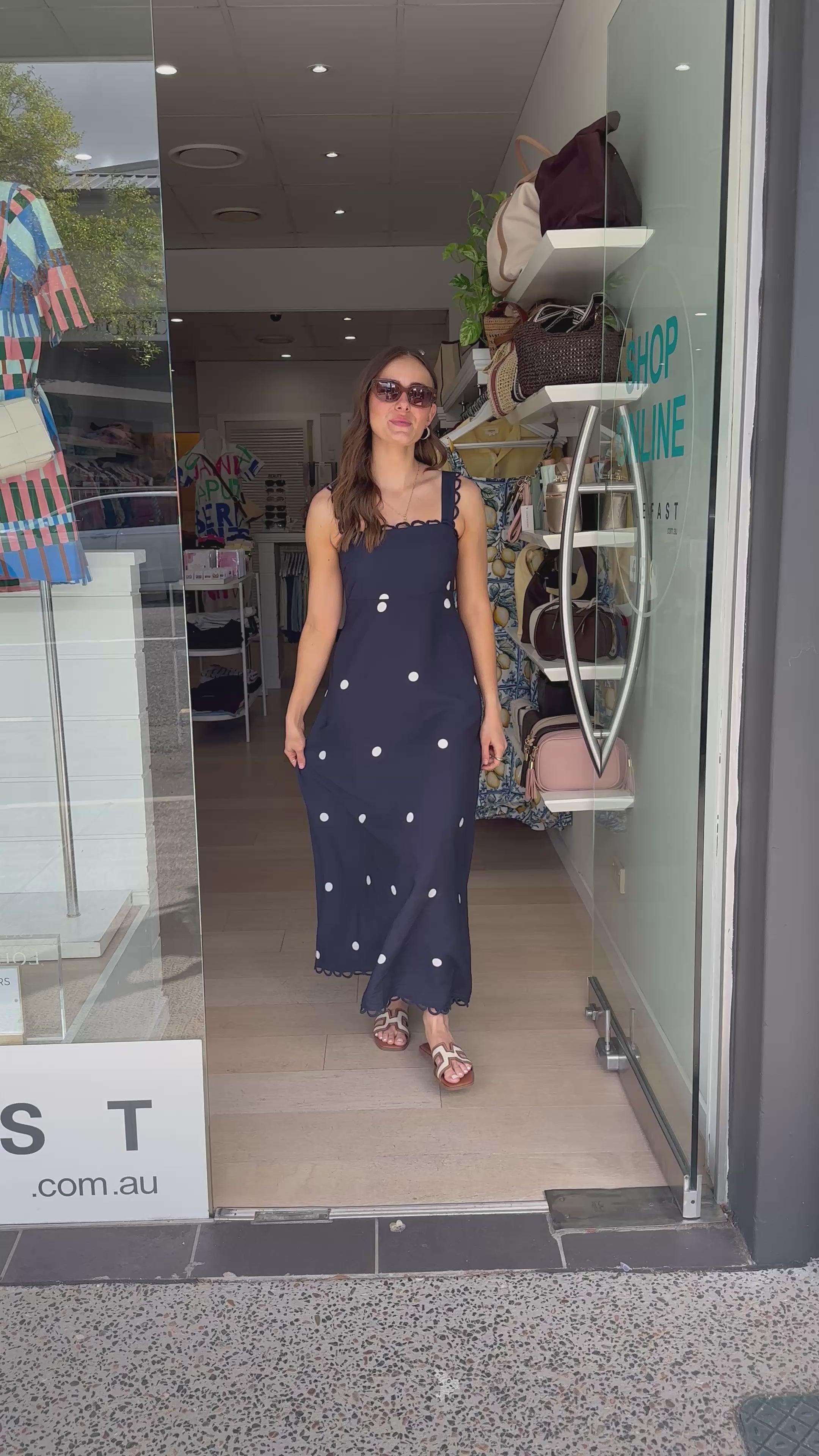 ARI MAXI DRESS - NAVY SPOT